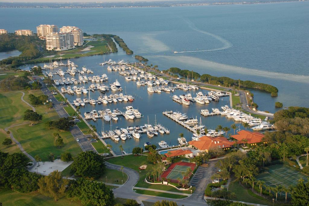Resort At Longboat Key Club Exterior photo